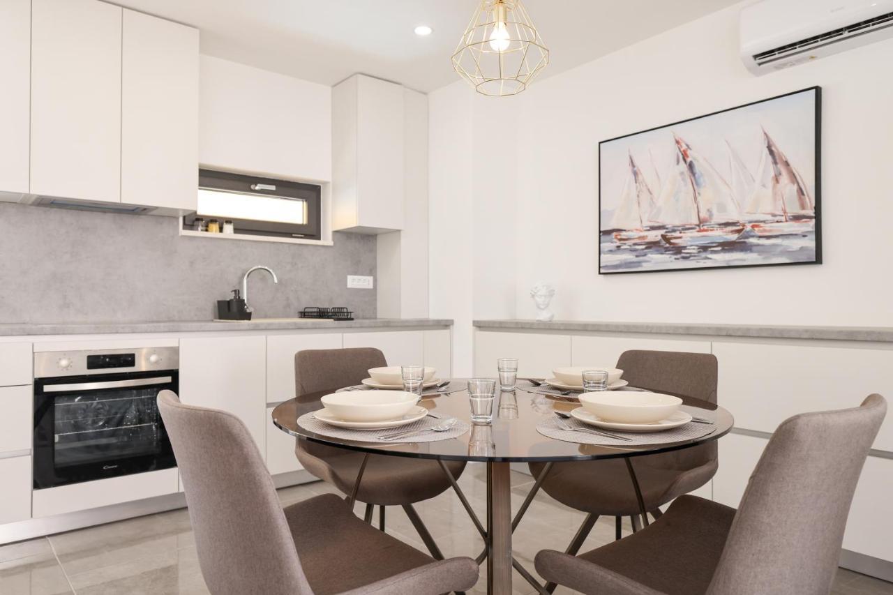 Marilla Apartment