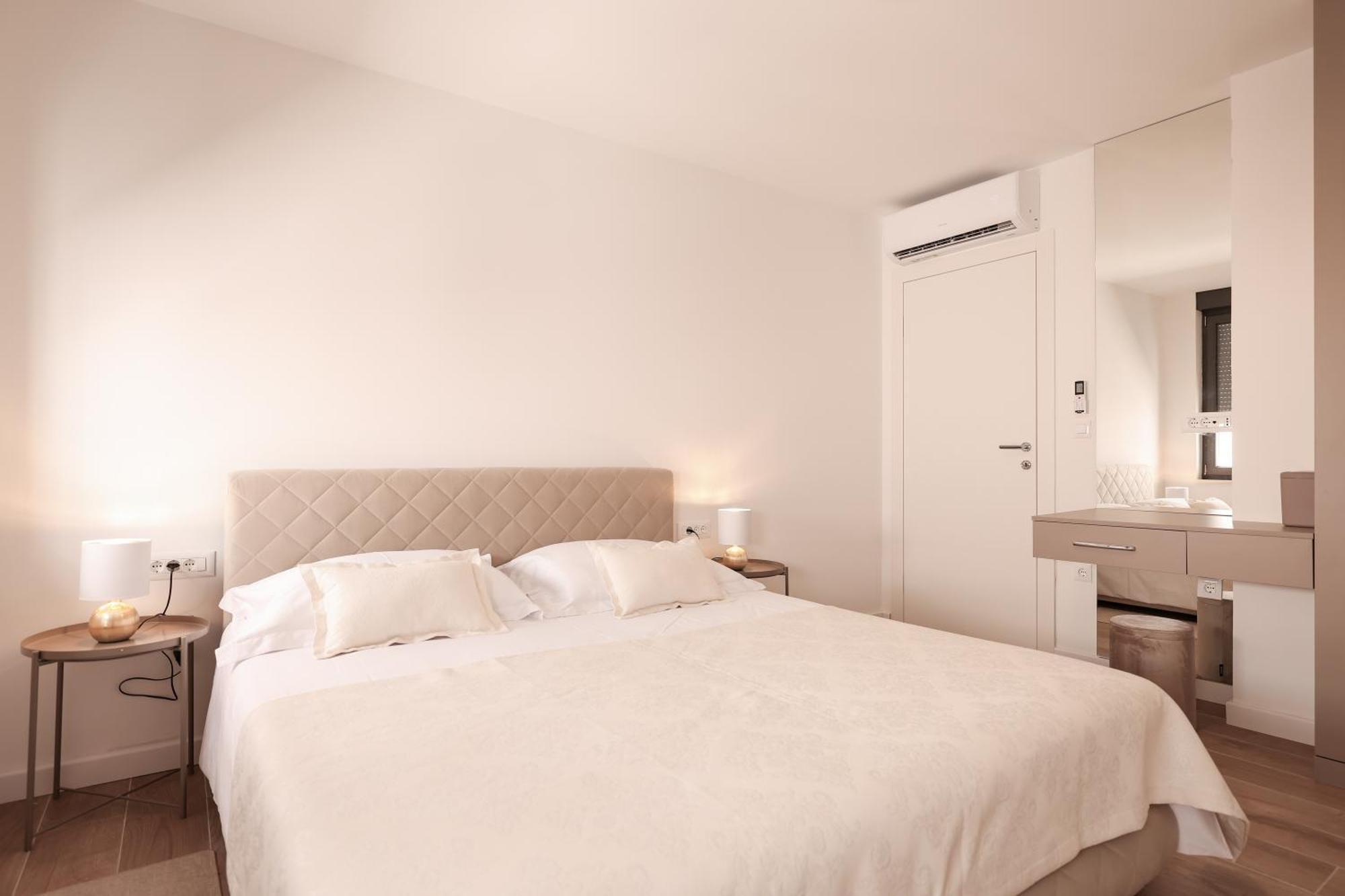 Marilla Apartment *